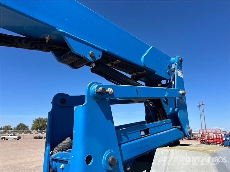 Genie Z-30/20N RJ 2WD Electric Articulating Boom Lift Zglobne dvižne ploščadi