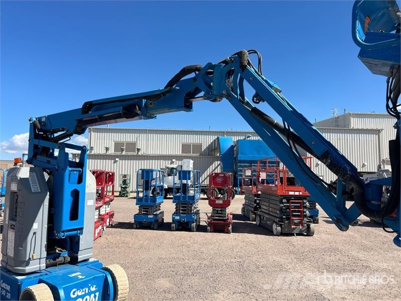 Genie Z-30/20N RJ 2WD Electric Articulating Boom Lift Zglobne dvižne ploščadi