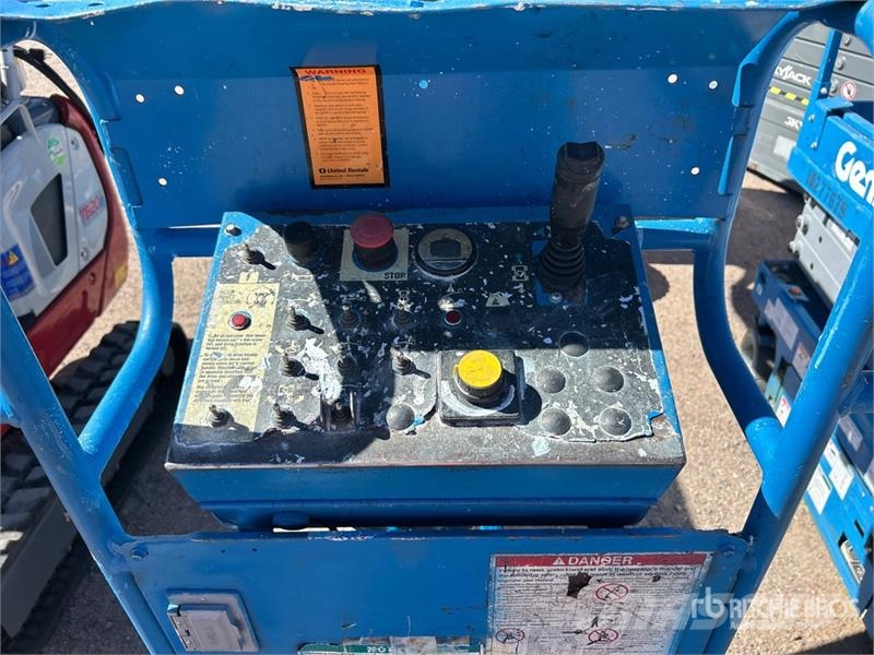Genie Z-30/20N RJ 2WD Electric Articulating Boom Lift Zglobne dvižne ploščadi