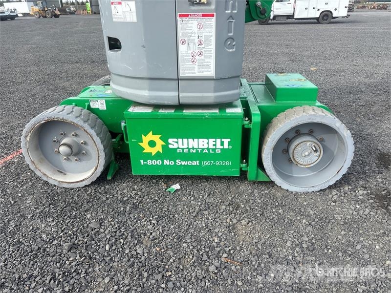 Genie Z-30/20N RJ 2WD Electric Articulating Boom Lift Articulated boom lifts
