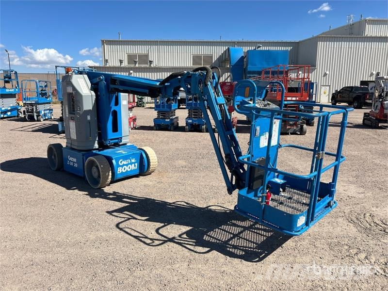 Genie Z-30/20N RJ 2WD Electric Articulating Boom Lift Zglobne dvižne ploščadi