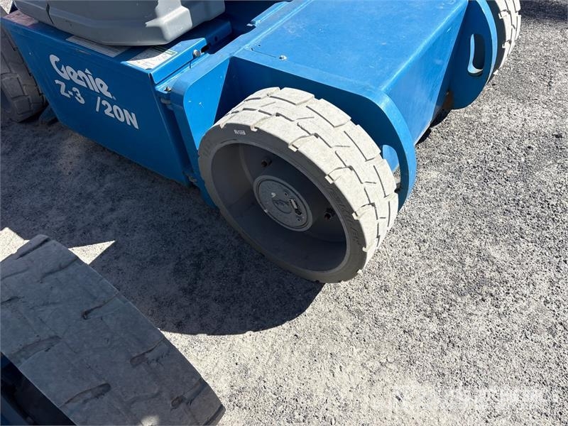 Genie Z-30/20N RJ 2WD Electric Articulating Boom Lift Съчленени стрелови подемници