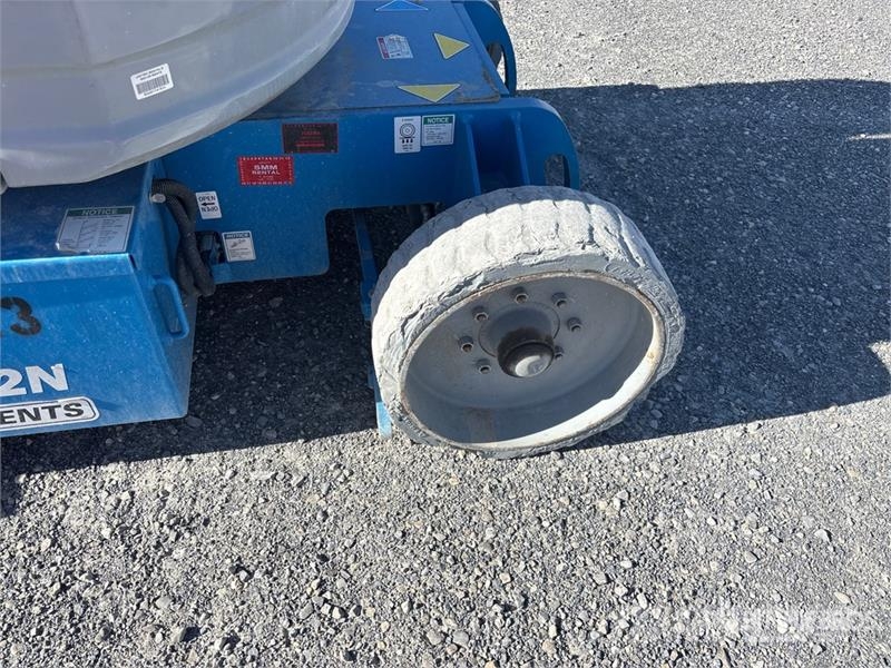 Genie Z-34/22N 2WD Electric Articulating Boom Lift Bomliftar