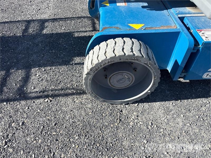 Genie Z-34/22N 2WD Electric Articulating Boom Lift Bomliftar