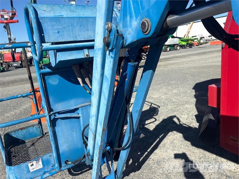 Genie Z-34/22N 2WD Electric Articulating Boom Lift Plataformas con brazo de elevación manual