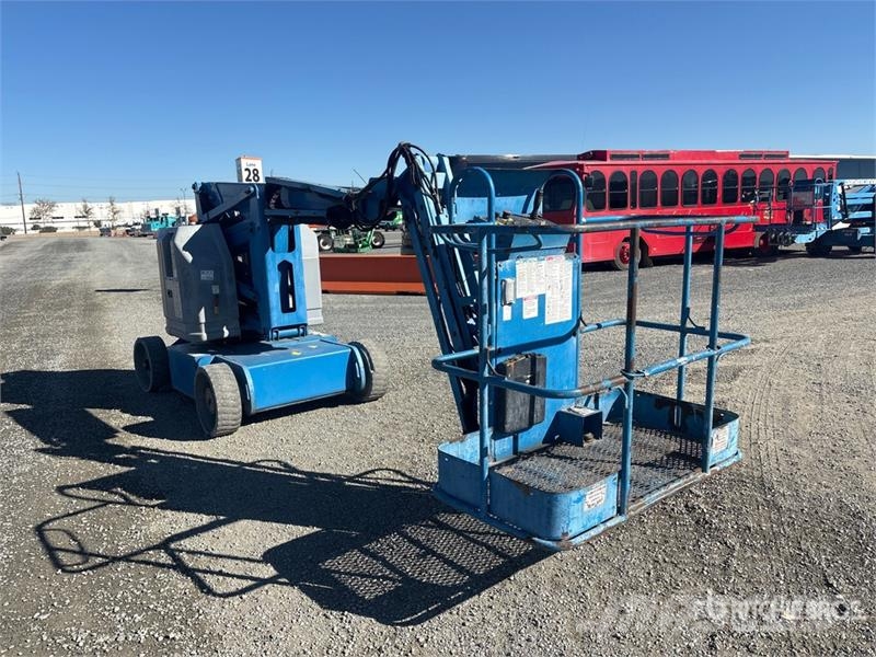 Genie Z-34/22N 2WD Electric Articulating Boom Lift Plataformas con brazo de elevación manual
