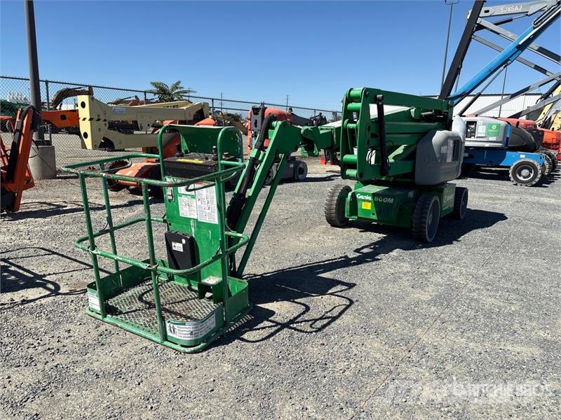 Genie Z-40/23N 2WD Electric Articulating Boom Lift Articulated boom lifts