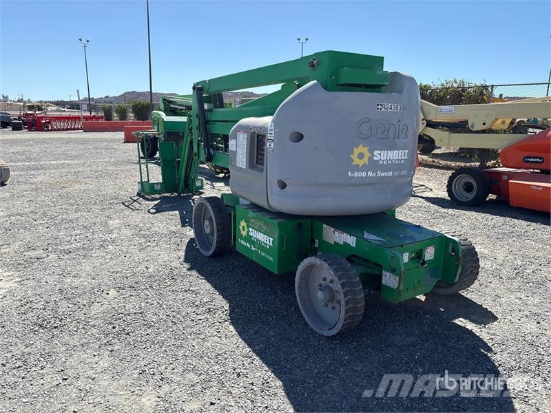 Genie Z-40/23N 2WD Electric Articulating Boom Lift Articulated boom lifts