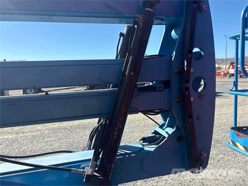 Genie Z-45/25 4WD Diesel Articulating Boom Lift Plataformas con brazo de elevación manual