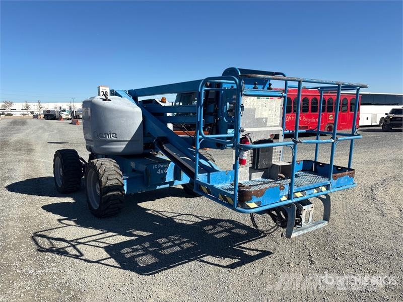 Genie Z-45/25 4WD Diesel Articulating Boom Lift Plataformas con brazo de elevación manual