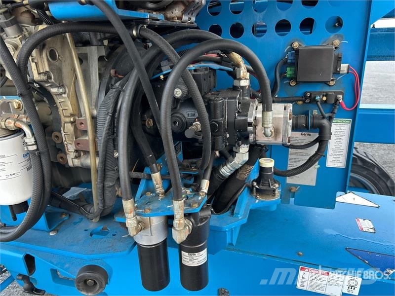 Genie Z-45/25J 4WD Diesel Articulating Boom Lift ブームリフト　屈伸型