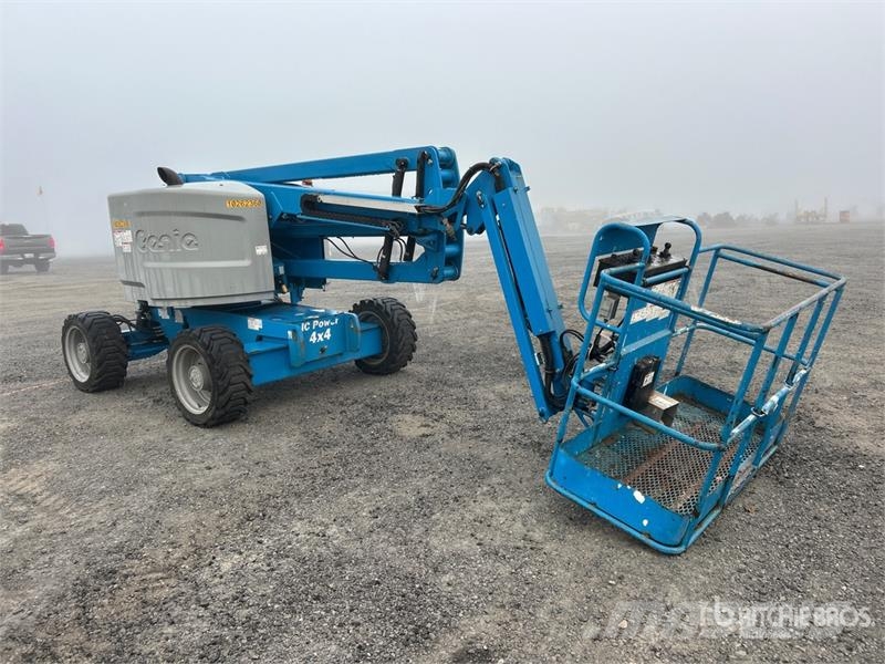 Genie Z-45/25J 4WD Diesel Articulating Boom Lift ブームリフト　屈伸型