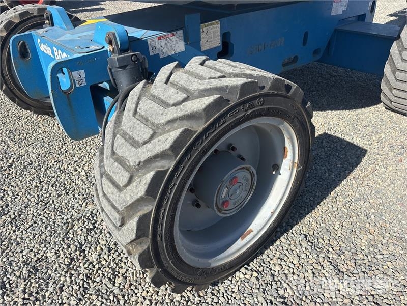 Genie Z-45/25J 4WD Diesel Articulating Boom Lift Iseliikuvad poomtõstukid
