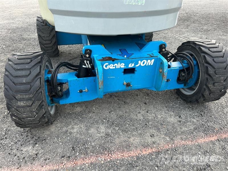 Genie Z-45/25J 4WD Diesel Articulating Boom Lift ブームリフト　屈伸型