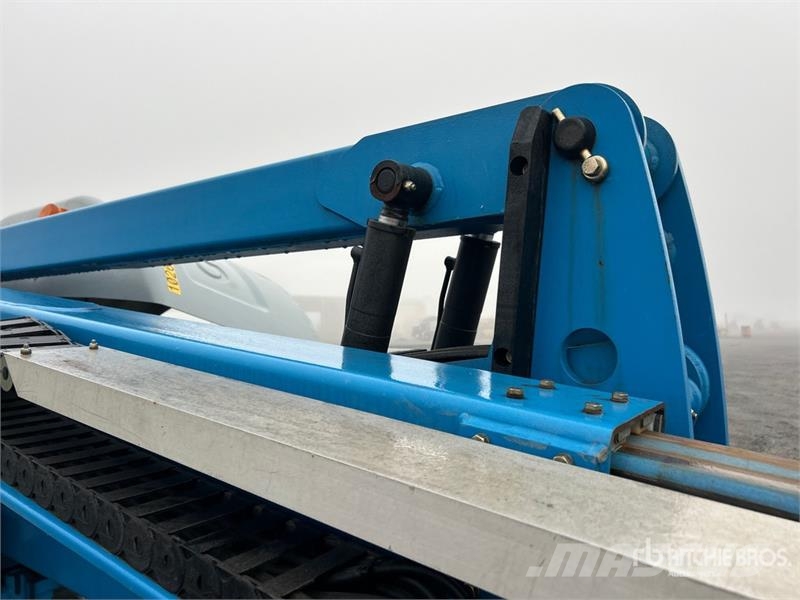 Genie Z-45/25J 4WD Diesel Articulating Boom Lift ブームリフト　屈伸型