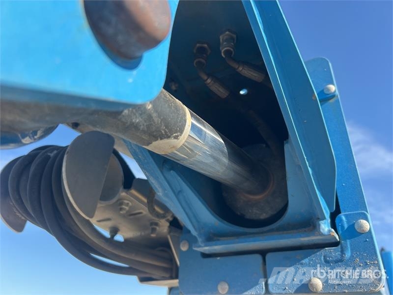 Genie Z-62/40 4WD Diesel Articulating Boom Lift Zglobne dvižne ploščadi