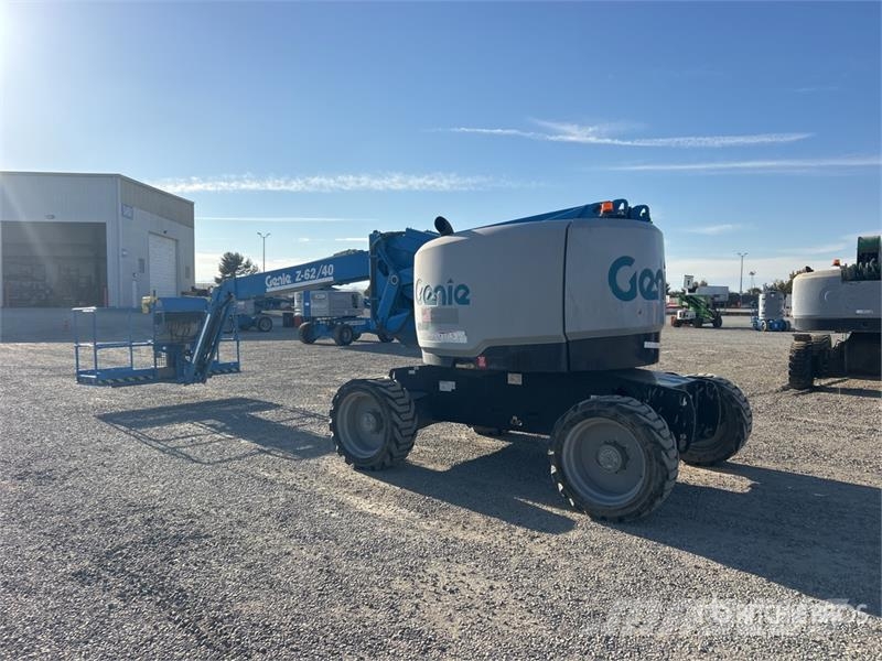 Genie Z-62/40 4WD Diesel Articulating Boom Lift Zglobne dvižne ploščadi