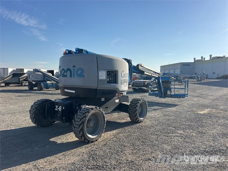 Genie Z-62/40 4WD Diesel Articulating Boom Lift Zglobne dvižne ploščadi