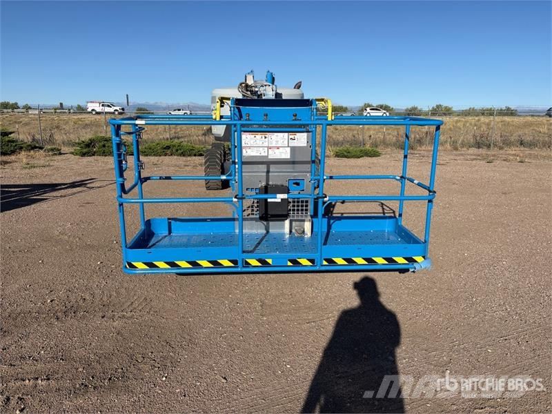 Genie Z-62/40 4WD Diesel Articulating Boom Lift Articulated boom lifts