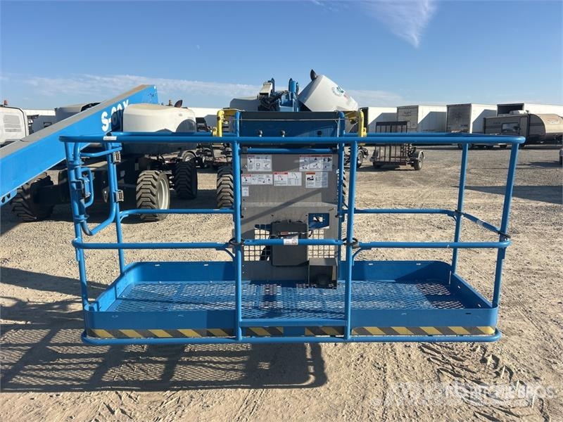 Genie Z-62/40 4WD Diesel Articulating Boom Lift Zglobne dvižne ploščadi