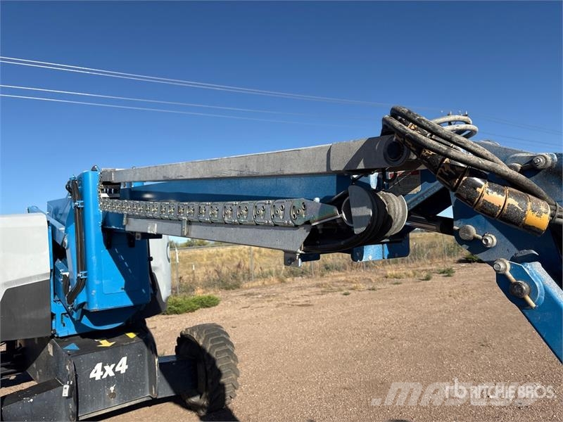 Genie Z-62/40 4WD Diesel Articulating Boom Lift Articulated boom lifts