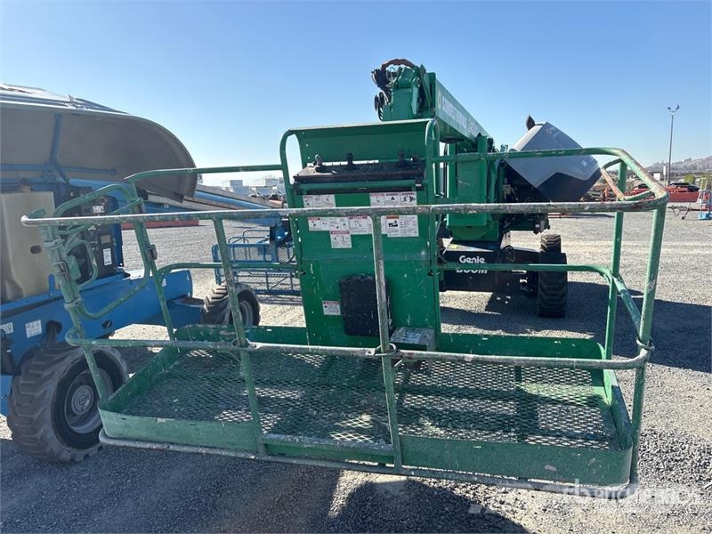 Genie Z-62-40 4WD Dual Fuel Articulating Boom Lift Articulated boom lifts