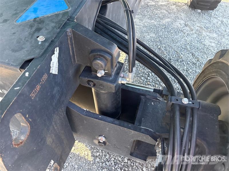 Genie Z-62-40 4WD Dual Fuel Articulating Boom Lift Articulated boom lifts