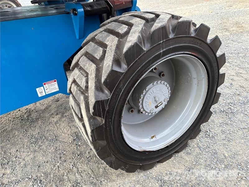 Genie Z-80/60 4WD Diesel Articulating Boom Lift Karos emelők