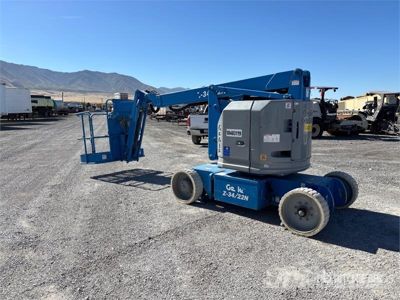 Genie Z34/22N 2WD Electric Articulating Boom Lift Bomliftar