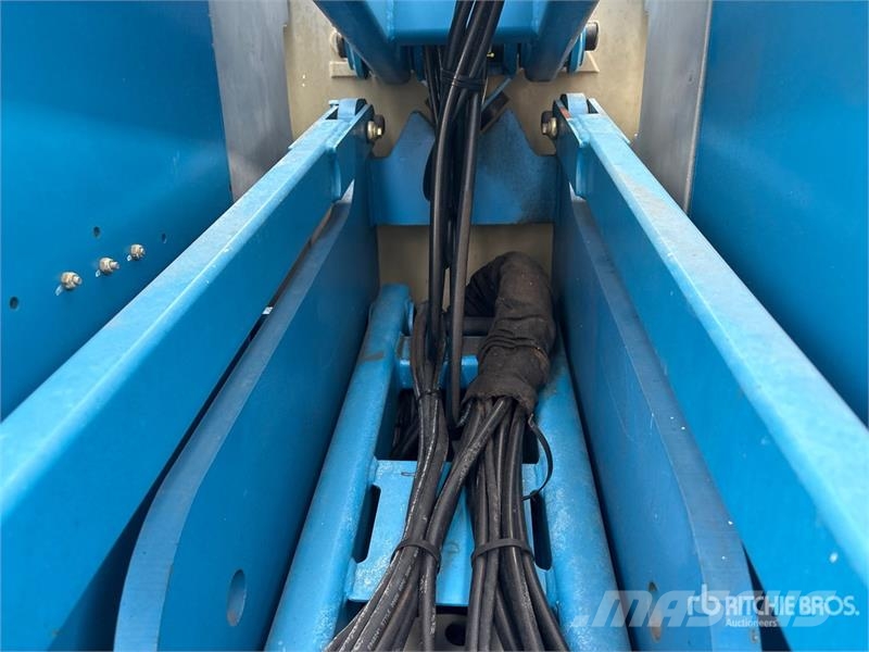 Genie Z34 2WD Electric Articulating Boom Lift Plataformas elevatórias articuladas