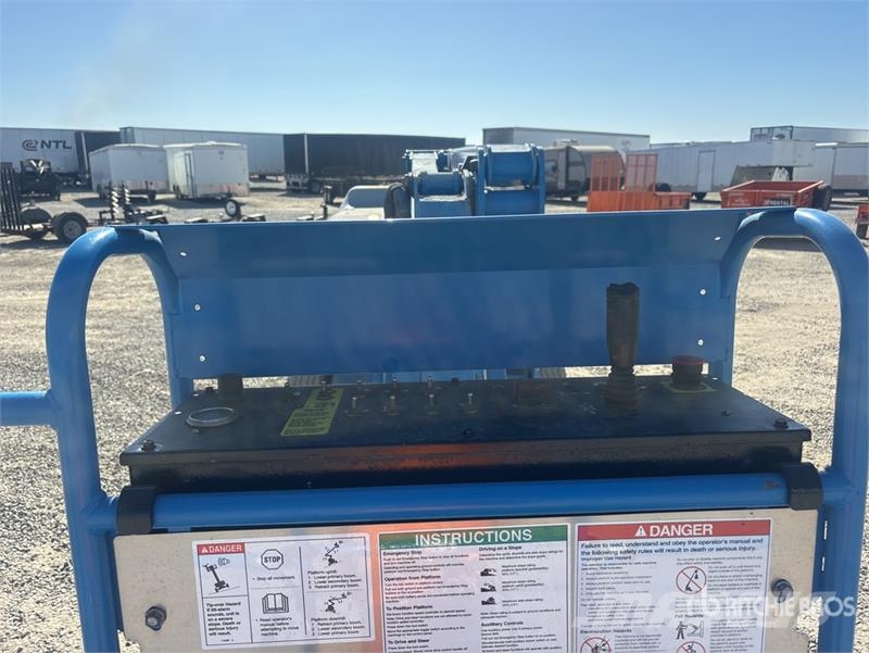 Genie Z45/25J 2WD Electric Articulating Boom Lift 관절형 전동이동 리프트