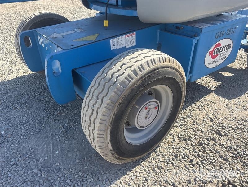 Genie Z45/25J 2WD Electric Articulating Boom Lift 관절형 전동이동 리프트