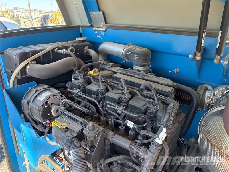 Genie Z45/25JRT 4WD Diesel Articulating Boom Lift رافعات سلة مفصلية