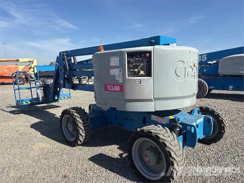 Genie Z4525J 4WD Diesel Articulating Boom Lift رافعات سلة مفصلية