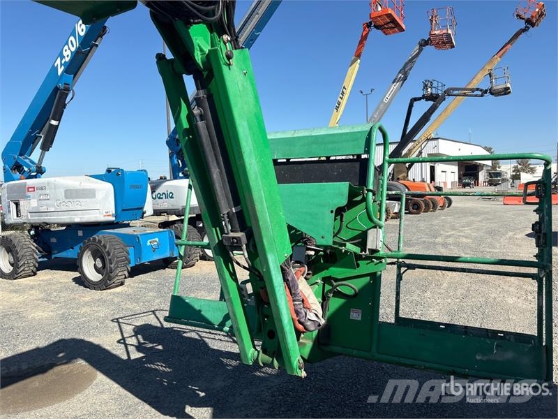 Genie Z62-40 4WD Gasoline Articulating Boom Lift 관절형 전동이동 리프트