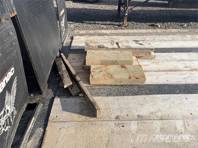 Gerry 35 ton Tri/A Lowboy Trailer 低架裝載車