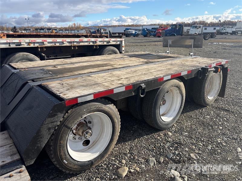 Gerry 35 ton Tri/A Lowboy Trailer 低架裝載車