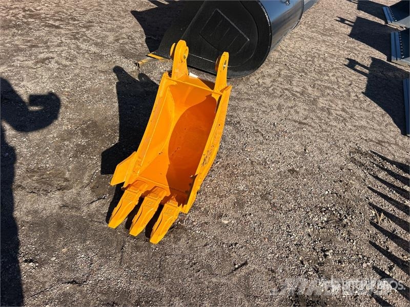GIYI 12 in Digging Excavator Bucket - Fits Cat 305 Skovle