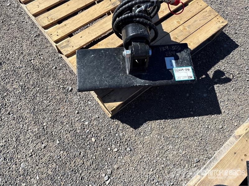 GIYI 12 in Mini Skid Steer Auger (Unused) Bohrer