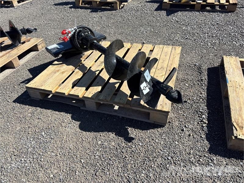 GIYI 12 in Mini Skid Steer Auger (Unused) Bohrer