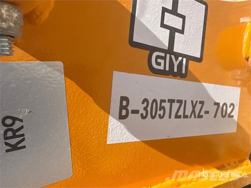 GIYI 16 in Excavator Auger - Fits Cat 305 (Unused) Bušilice (svrdla)