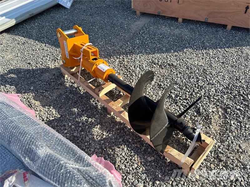 GIYI 16 in Excavator Auger - Fits CAT 305 (Unused) Taladros