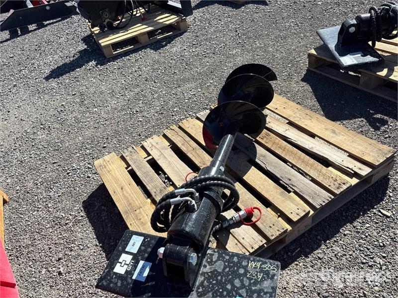 GIYI 24 in Mini Skid Steer Auger (Unused) Bohrer