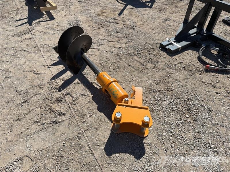 GIYI 30 in Excavator Auger - Fits Cat 303 (Unused) ドリル