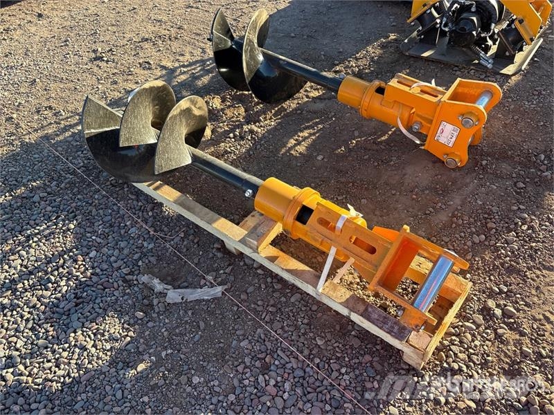 GIYI 32 in Excavator Auger - Fits Cat 303 (Unused) Bor