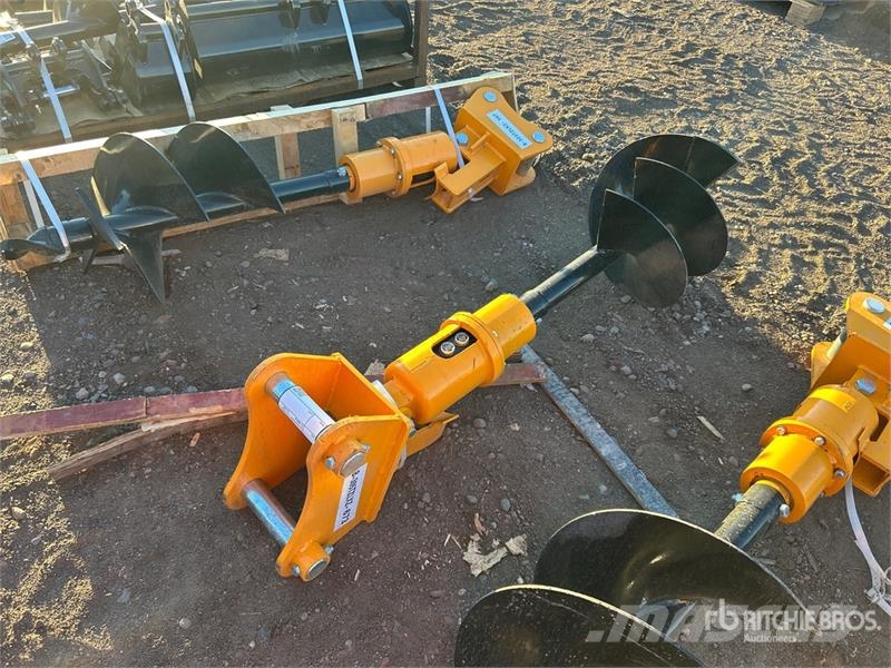GIYI 32 in Excavator Auger - Fits Cat 305 (Unused) 鑽頭