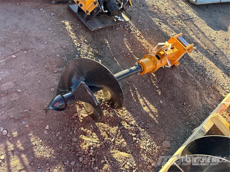 GIYI 32 in Excavator Auger - Fits Cat 303 (Unused) Bor