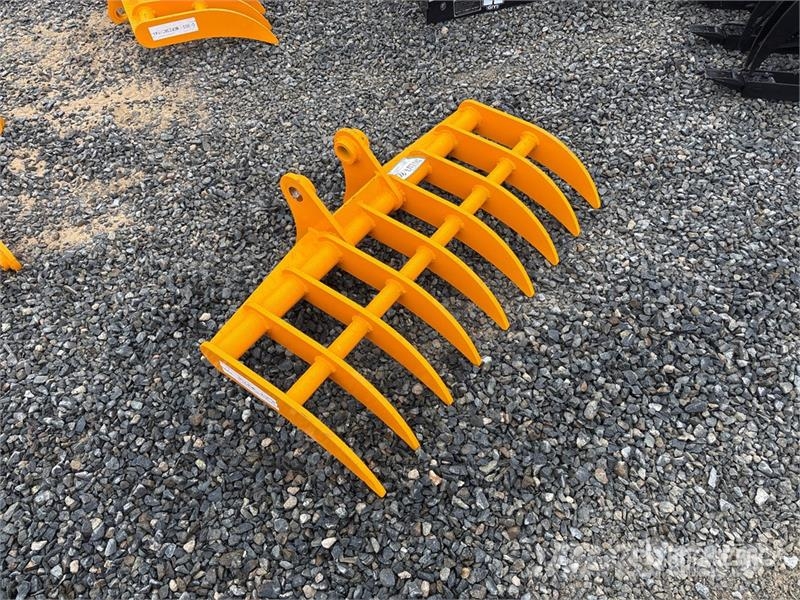  GIYI 37.5 in Excavator Rake - Fits CAT 303 (Unused مكابس وميبسات التبن