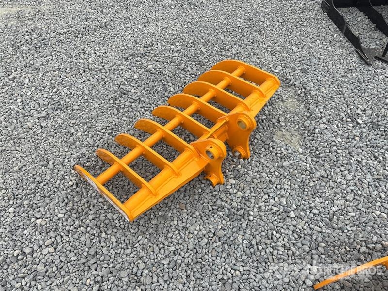  GIYI 38 in 38 in Excavator Rake - Fits CAT 303 (Un Ancinho virador
