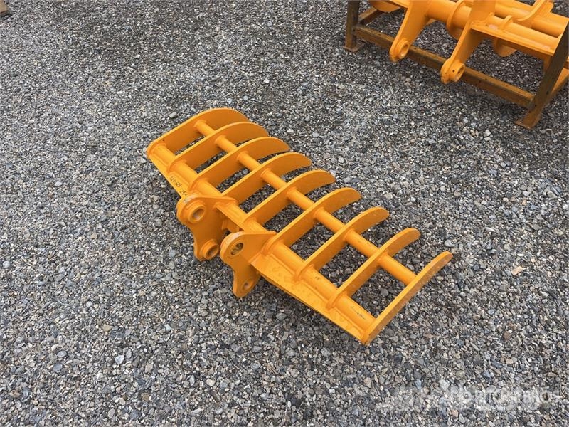 GIYI 38 in Excavator Rake - Fits Cat 303 (Unused) Rakes and tedders